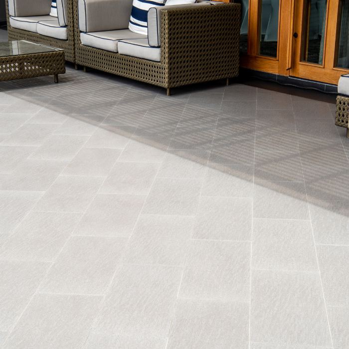 Carrelage de terrasse extérieure grand format