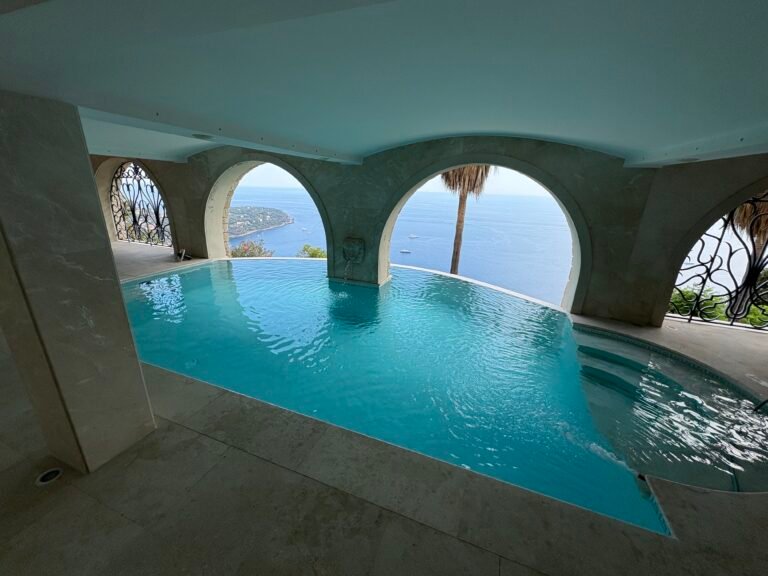 Rénovation de piscine en mosaïque